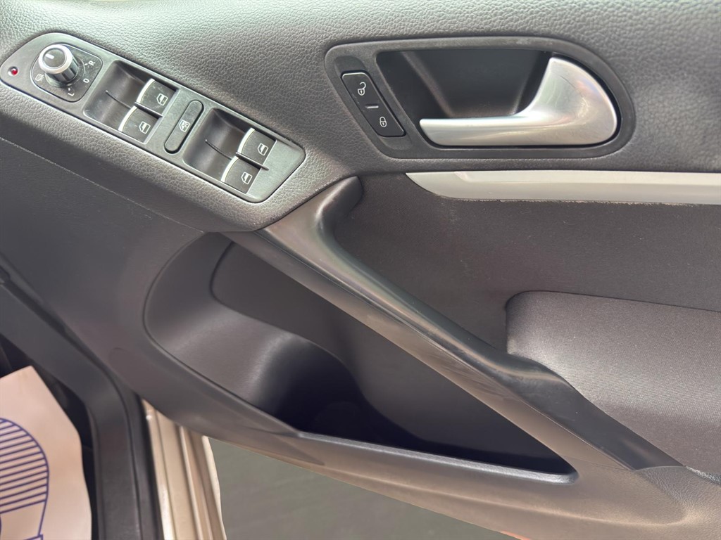 Used Volkswagen Tiguan 2015 for sale - 77945472: Photo 16