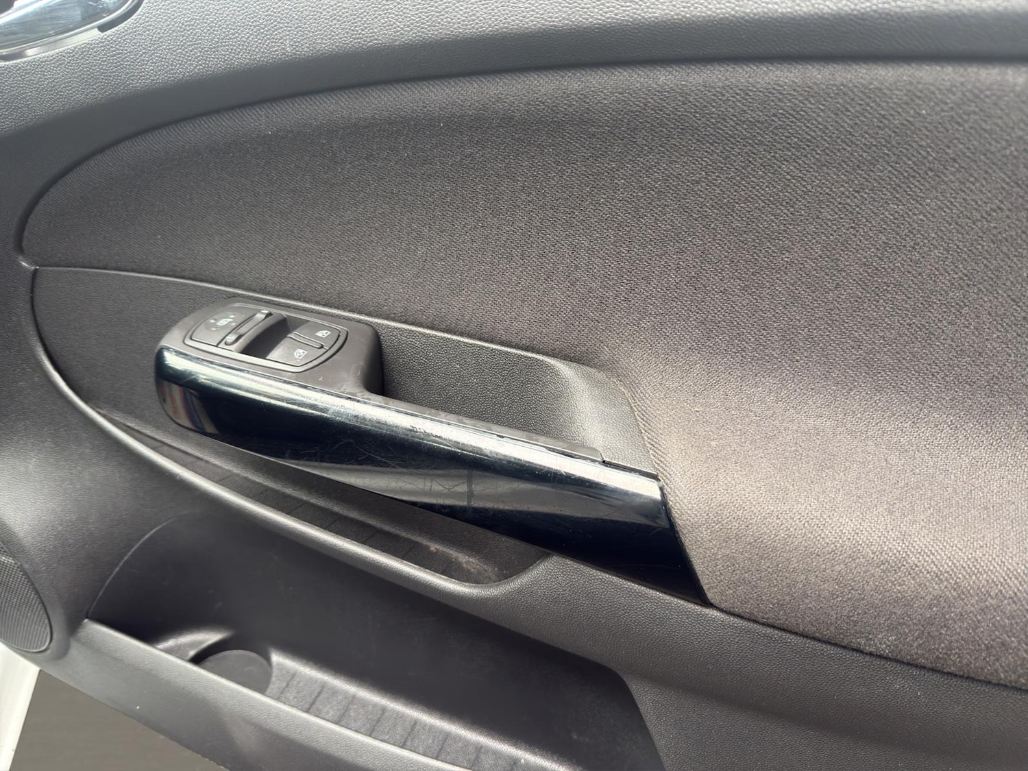 Used Vauxhall Corsa 2012 for sale - 77323906: Photo 15