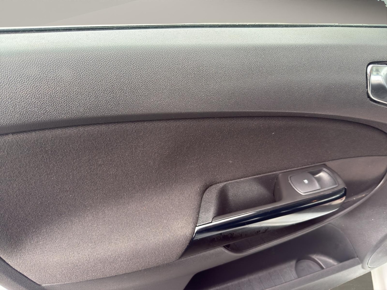 Used Vauxhall Corsa 2012 for sale - 77323906: Photo 16