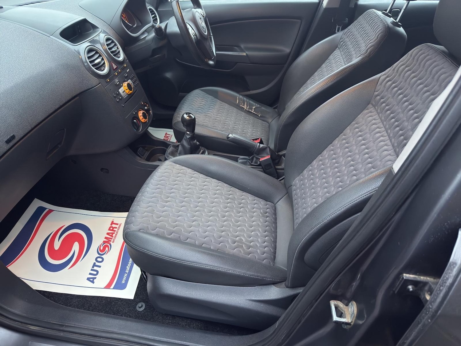 Used Vauxhall Corsa 2012 for sale - 77168344: Photo 11