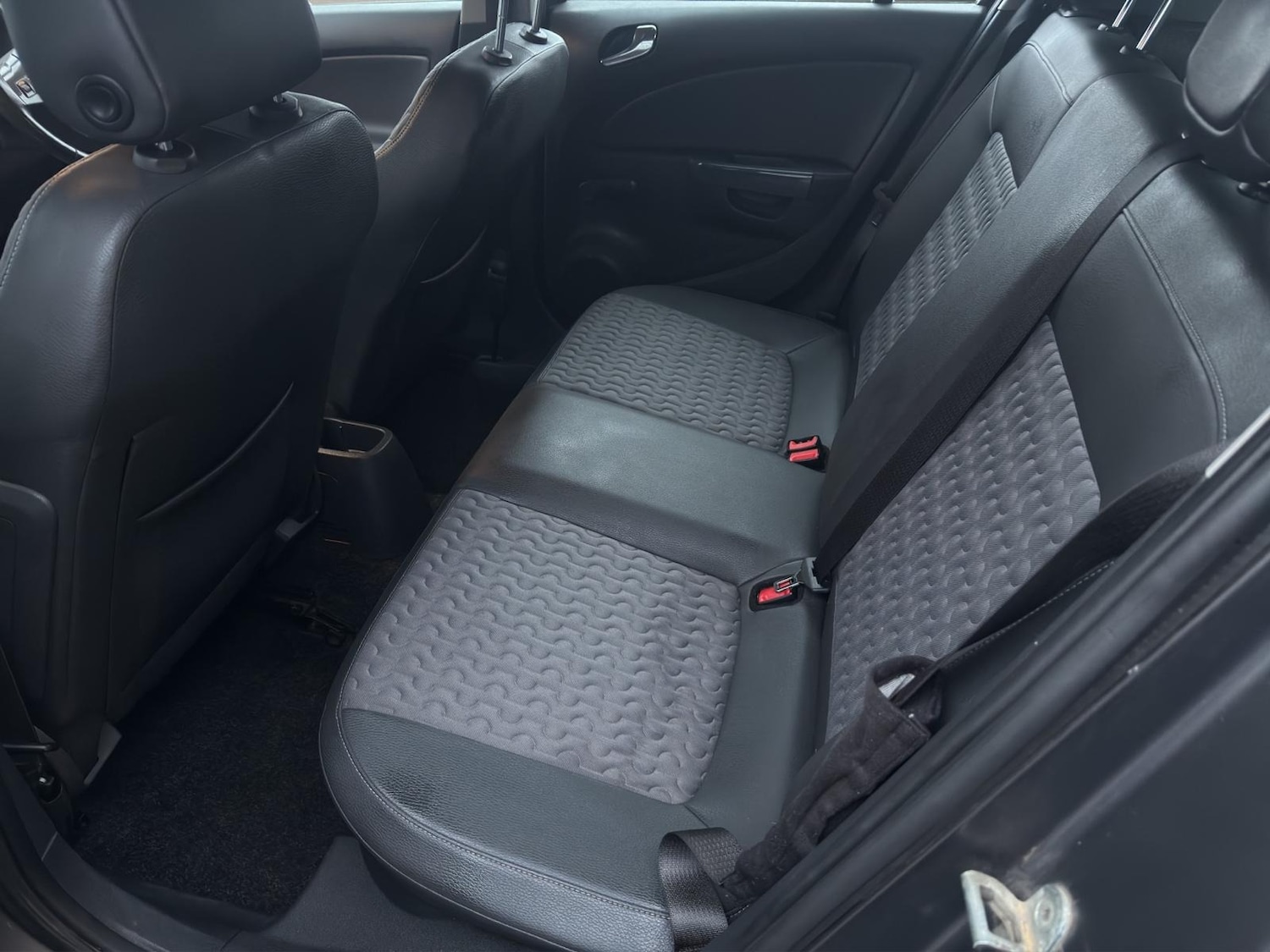 Used Vauxhall Corsa 2012 for sale - 77168344: Photo 12