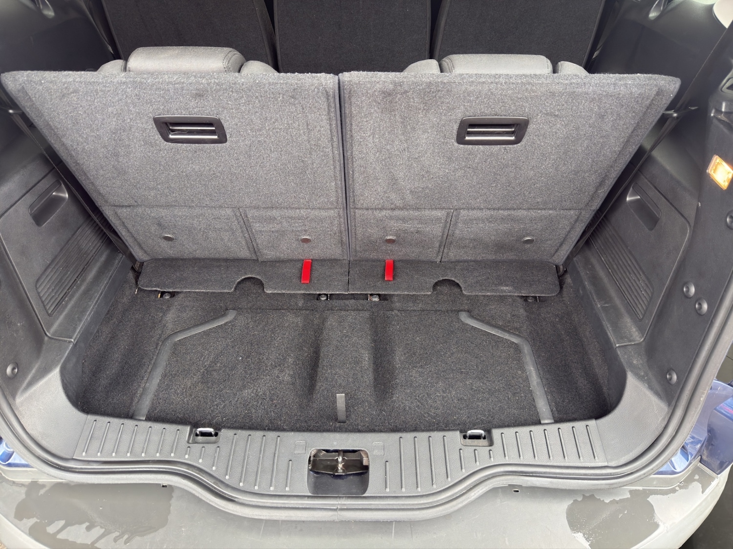 Used Ford S-Max 2012 for sale - 76231926: Photo 18