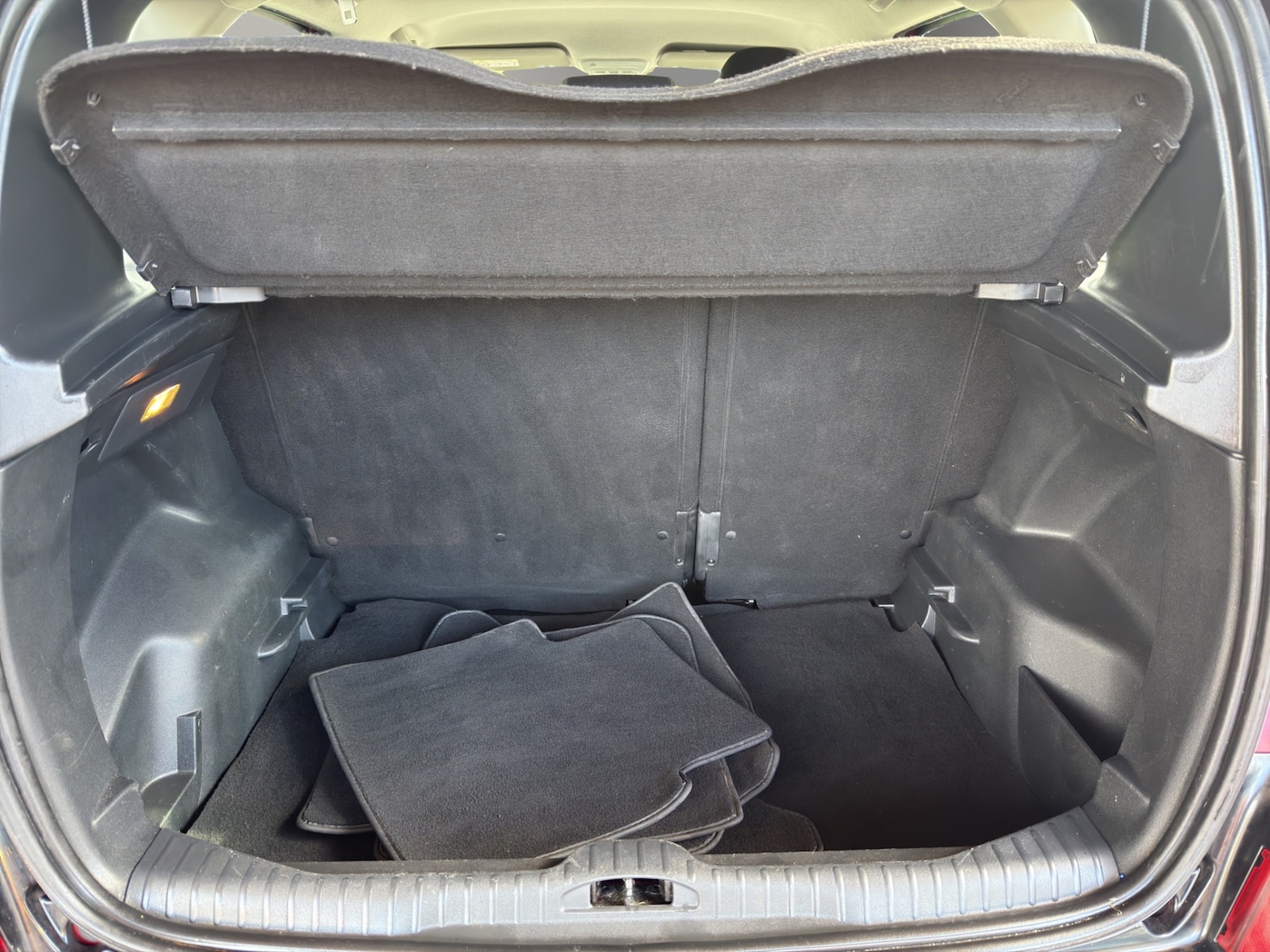 Used Citroen C3 Picasso 2016 for sale - 76352237: Photo 14
