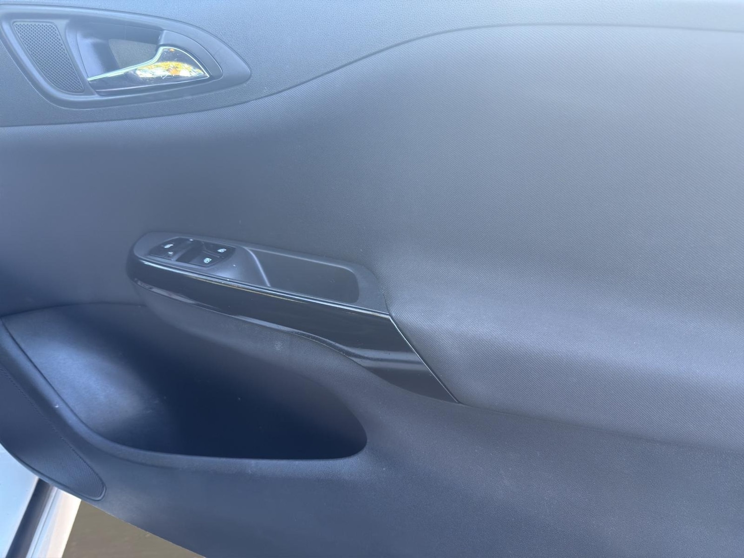 Used Vauxhall Corsa 2016 for sale - 76735011: Photo 16