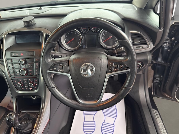 Used Vauxhall Astra 2012 for sale - 76126524: Photo 10