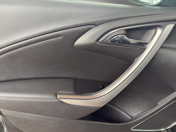 Used Vauxhall Astra 2012 for sale - 76126524: Photo 15