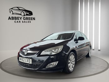 2012 (62) - 1.6i 16V Elite 5dr