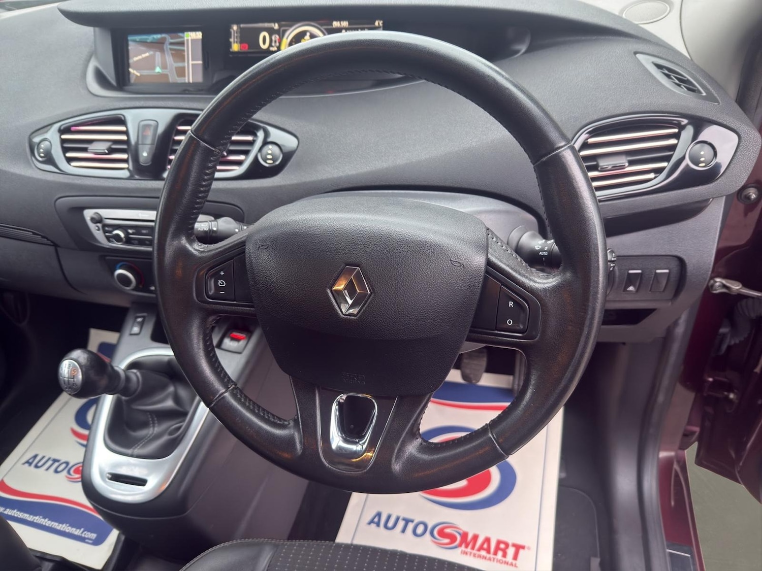 Used Renault Scenic 2013 for sale - 77336650: Photo 10