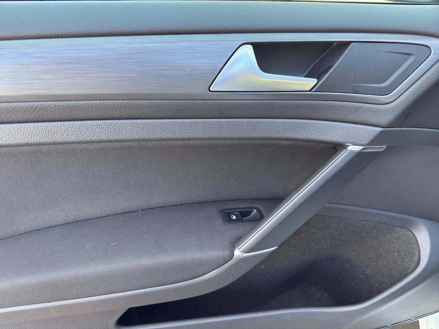 Used Volkswagen Golf 2019 for sale - 75820803: Photo 16