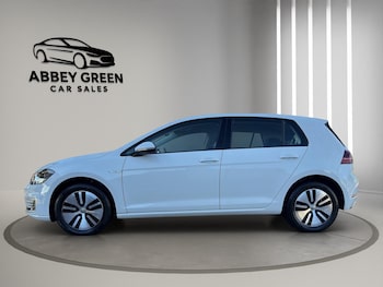 Used Volkswagen Golf 2019 for sale - 75820803: Photo
