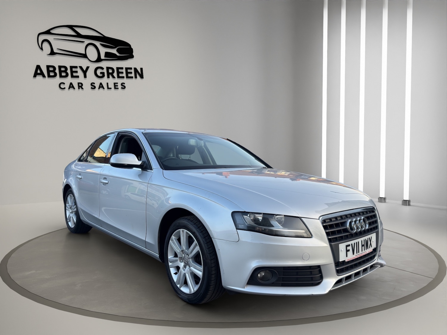 Used Audi A4 2011 for sale - 77747070: Photo 2