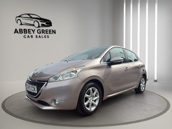 Used Peugeot 208 2013 for sale - 78091611: Photo