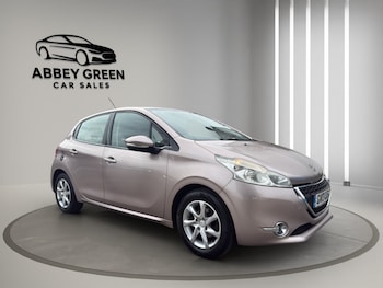 Used Peugeot 208 2013 for sale - 78091611: Photo