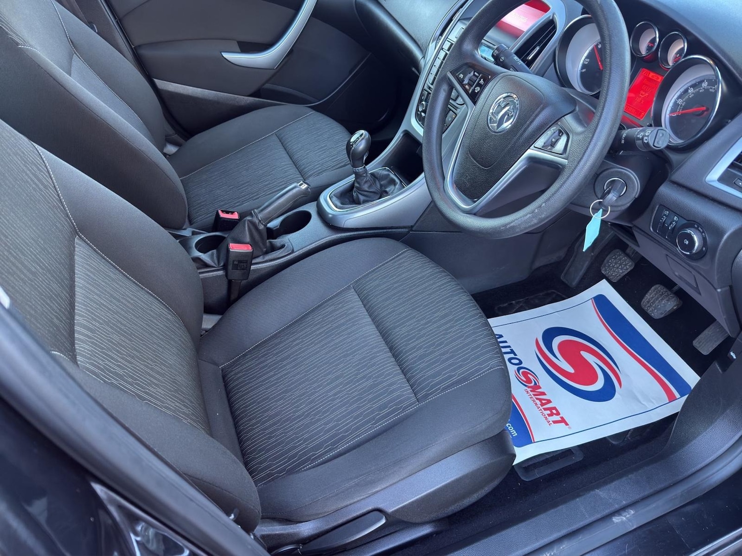 Used Vauxhall Astra 2014 for sale - 77103397: Photo 11