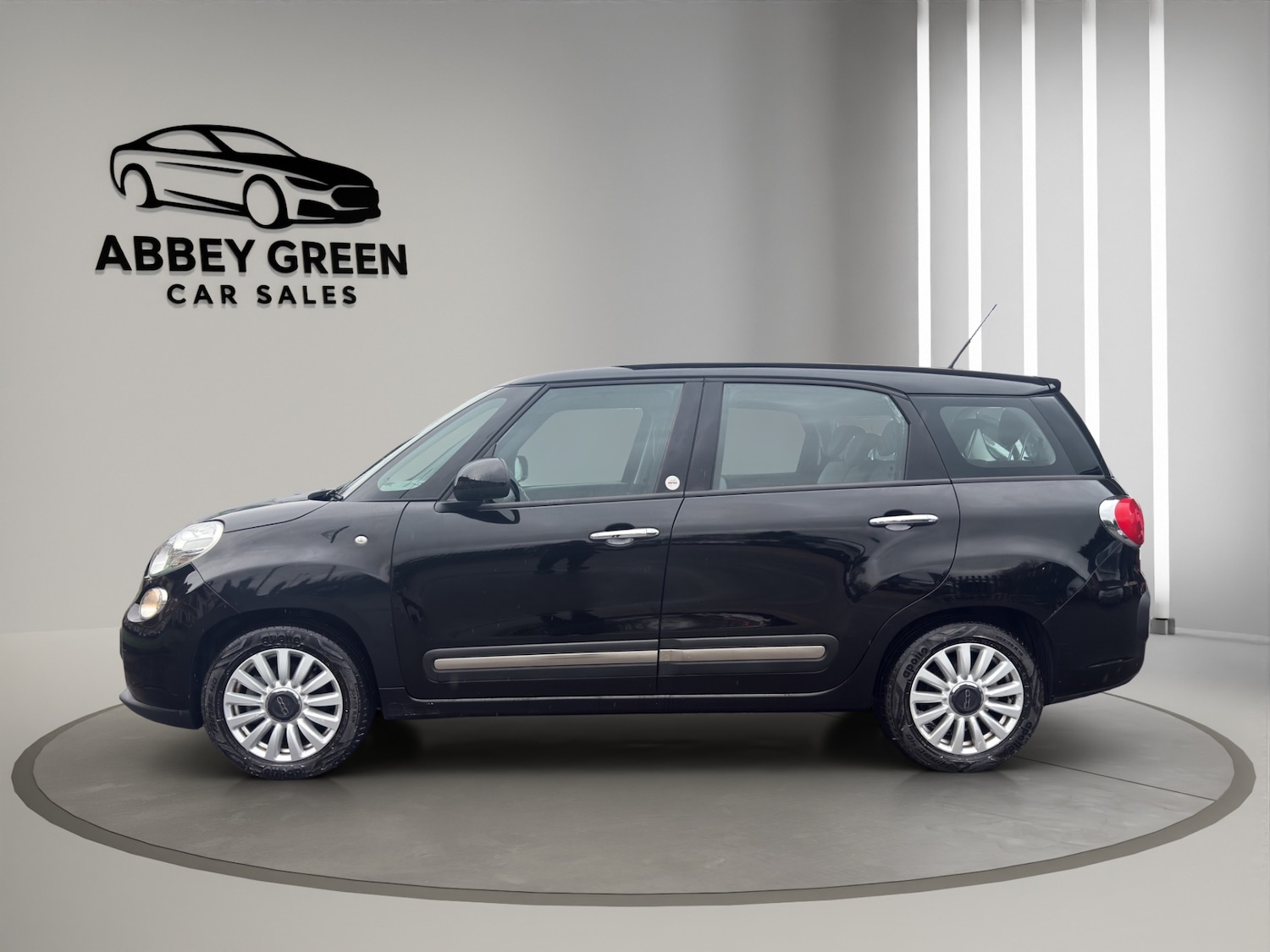Used Fiat 500L 2015 for sale - 77618313: Photo 4