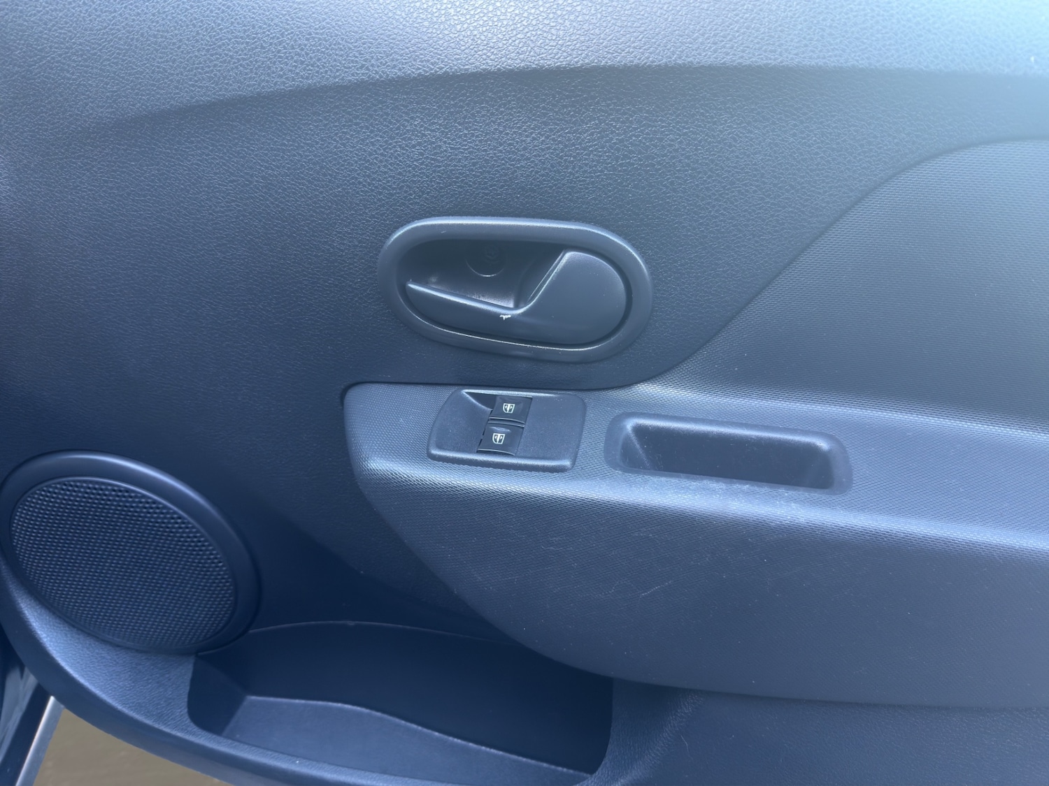 Used Dacia Sandero 2017 for sale - 76734621: Photo 17