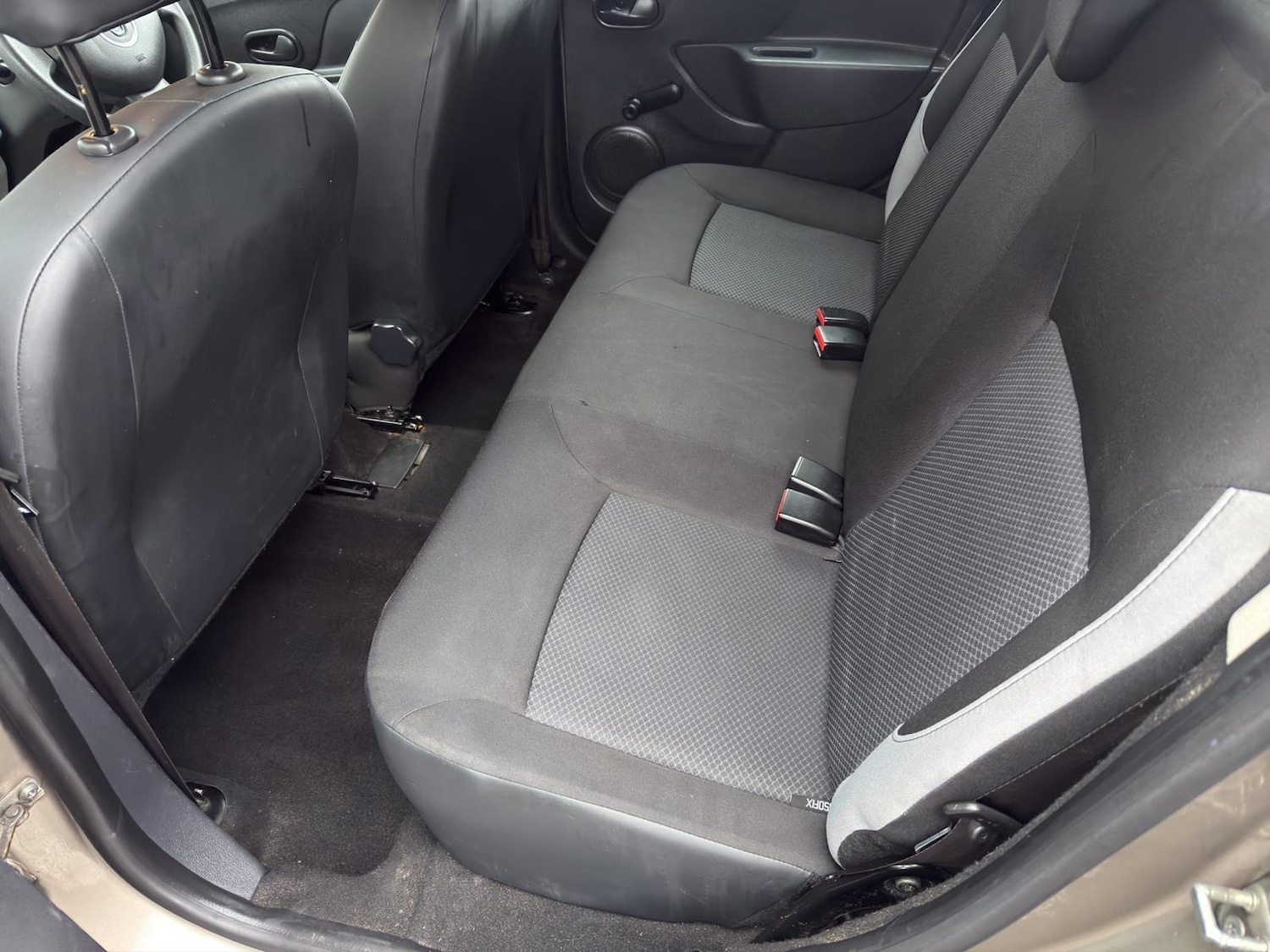 Used Dacia Sandero 2013 for sale - 77324662: Photo 13