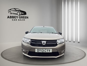 Used Dacia Sandero 2013 for sale - 77324662: Photo