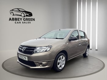 Used Dacia Sandero 2013 for sale - 77324662: Photo
