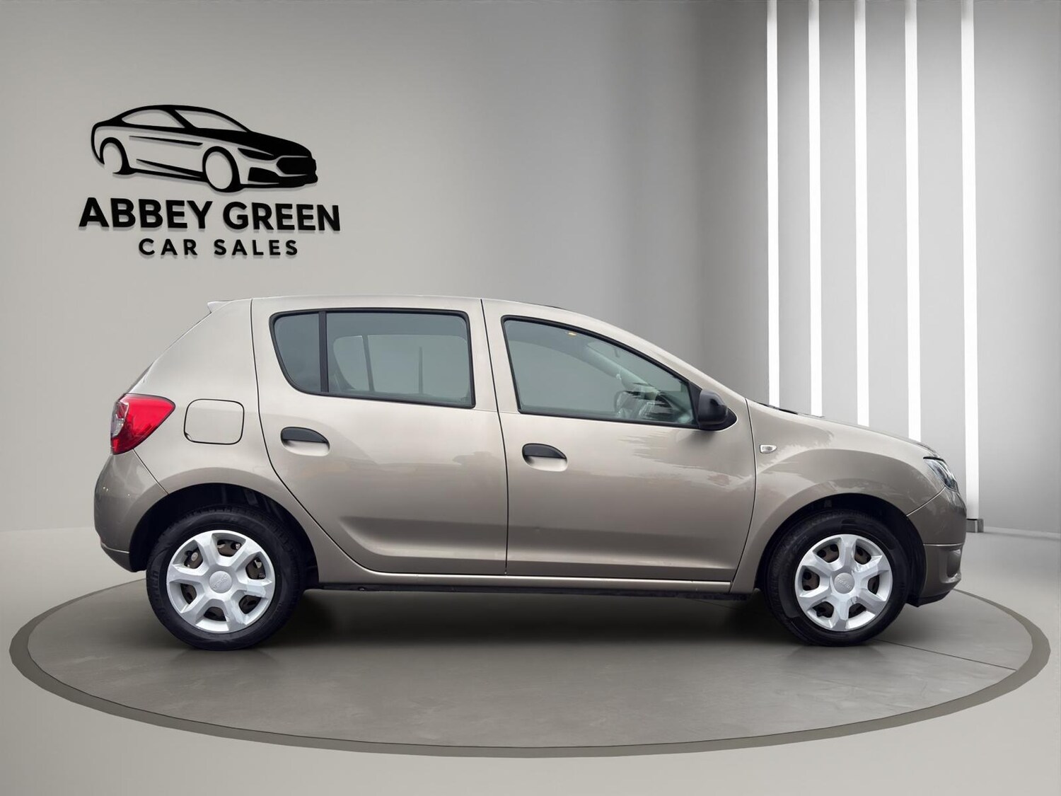 Used Dacia Sandero 2013 for sale - 77324662: Photo 8