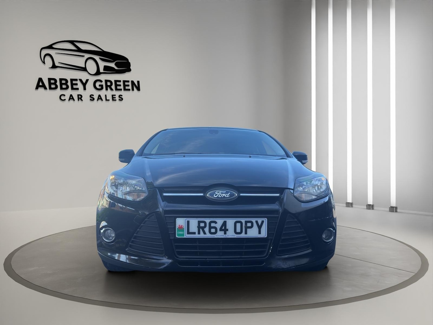 Used Ford Focus 2014 for sale - 76450399: Photo 2