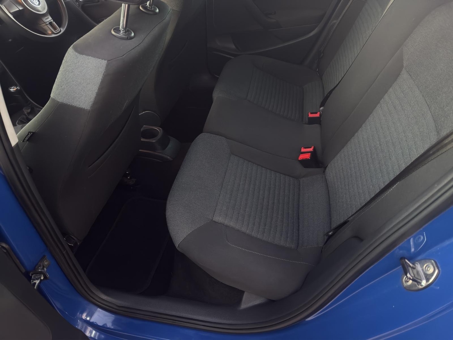 Used Volkswagen Polo 2011 for sale - 76611345: Photo 13