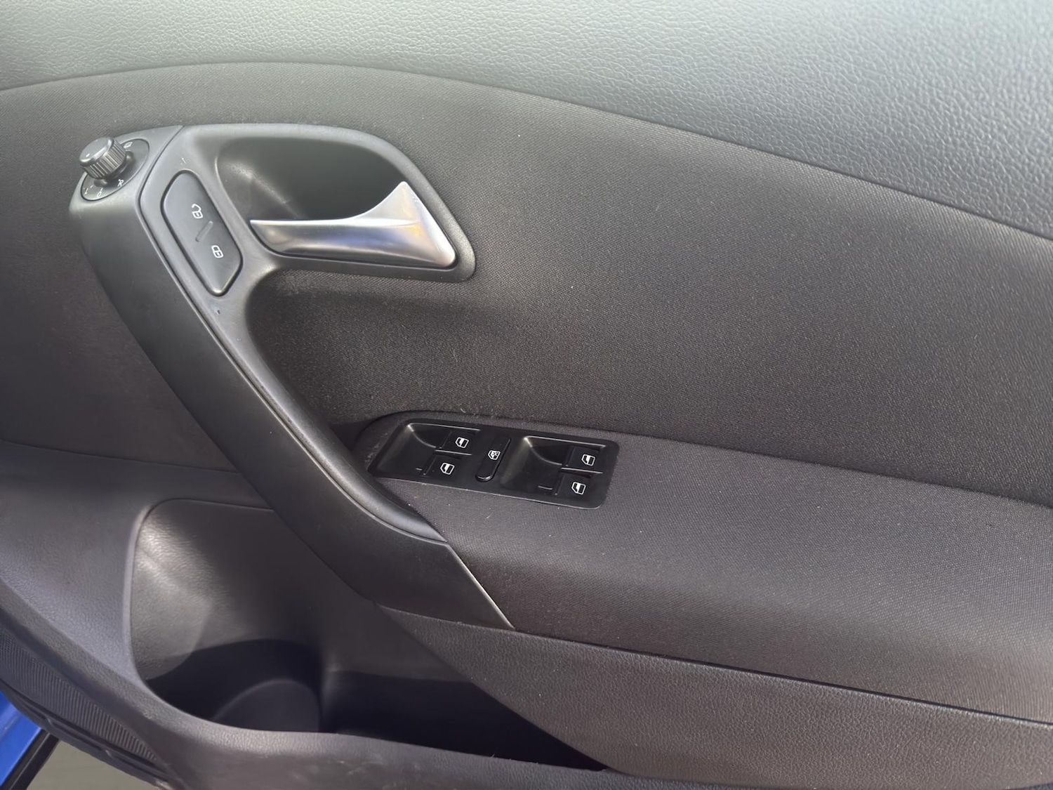 Used Volkswagen Polo 2011 for sale - 76611345: Photo 15