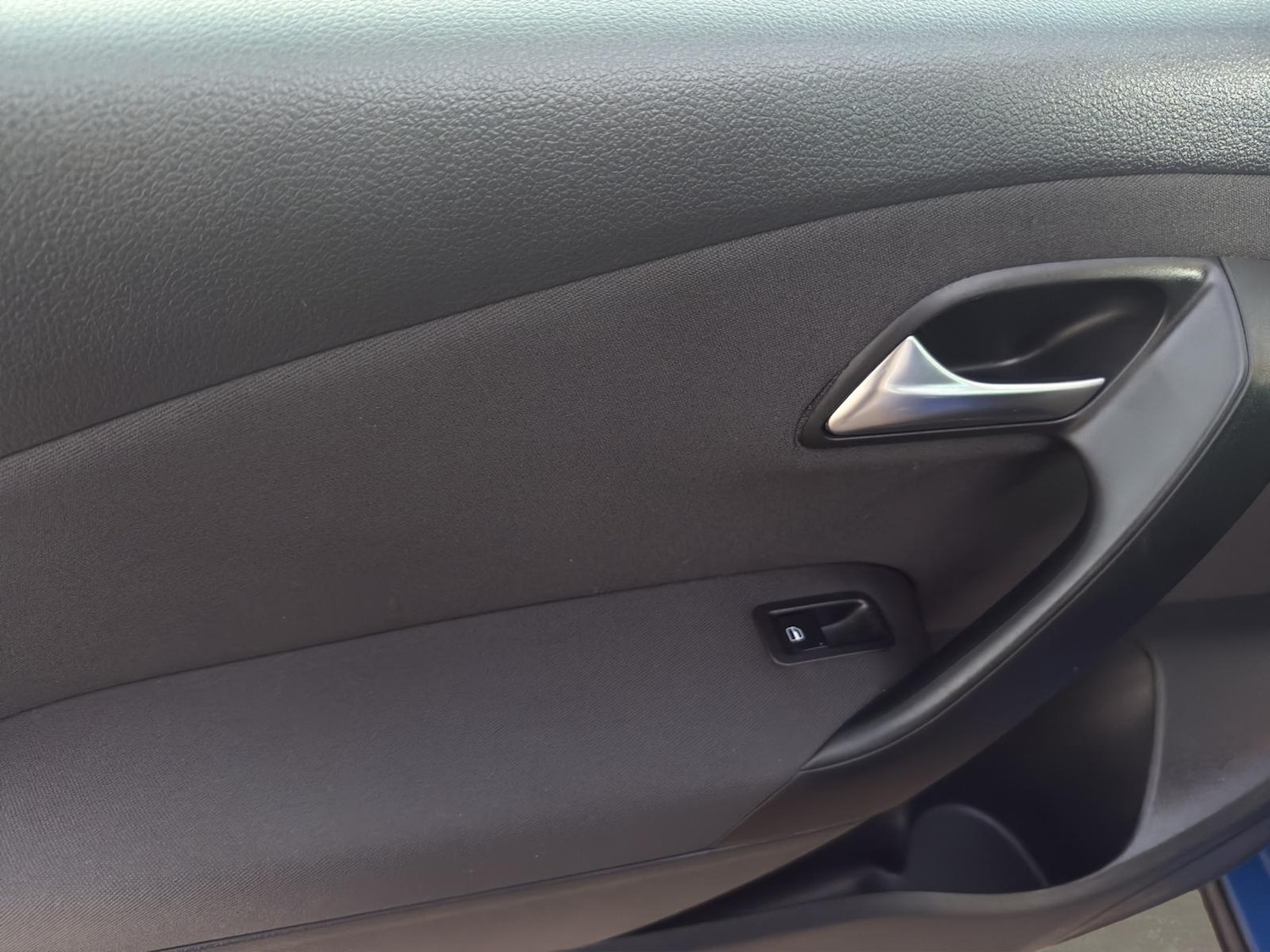 Used Volkswagen Polo 2011 for sale - 76611345: Photo 16