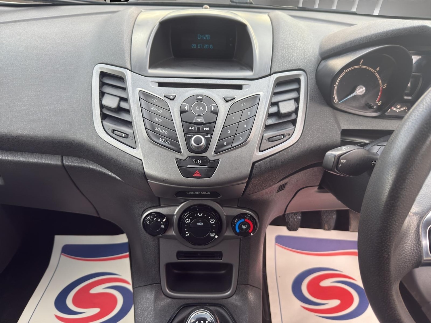 Used Ford Fiesta 2015 for sale - 76638698: Photo 11