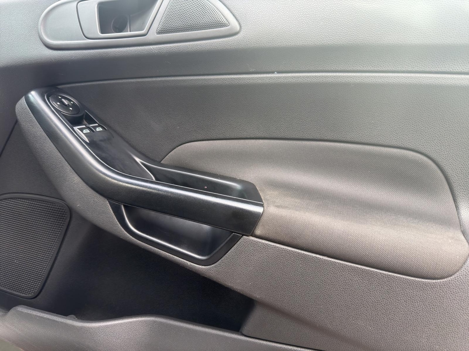 Used Ford Fiesta 2015 for sale - 76638698: Photo 14