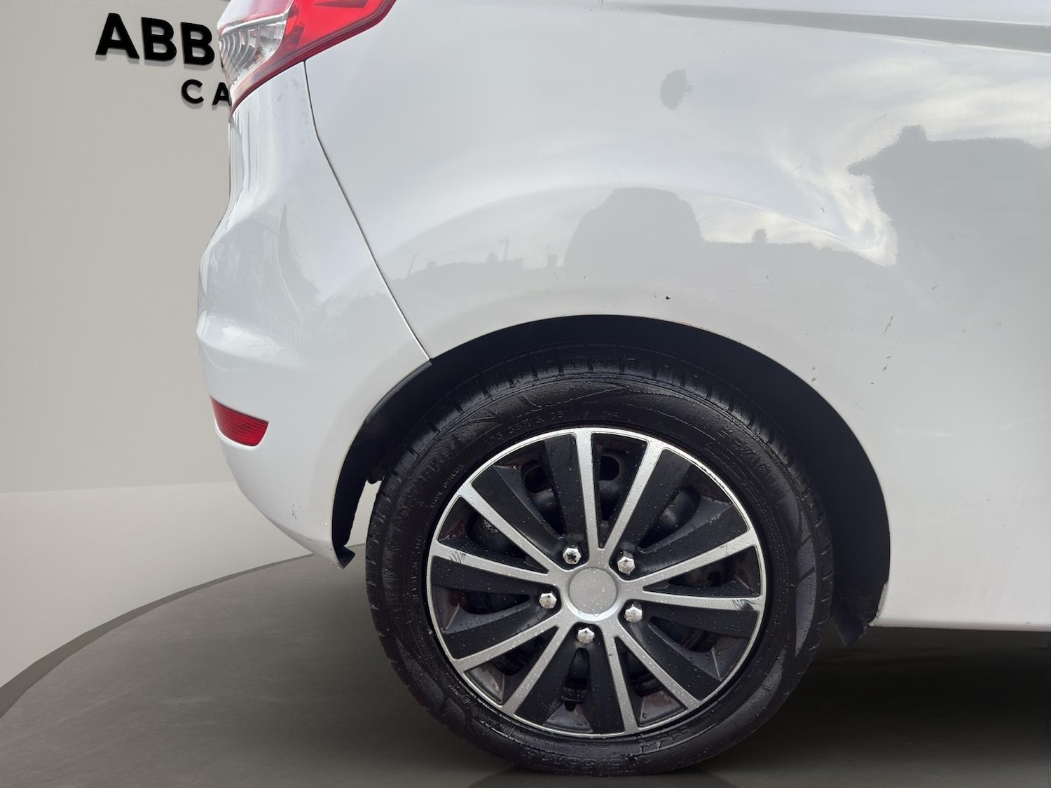 Used Ford Fiesta 2015 for sale - 76638698: Photo 19