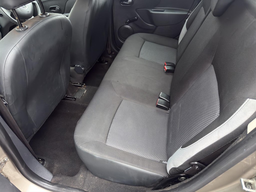 Used Dacia Sandero 2013 for sale - 77945458: Photo 13