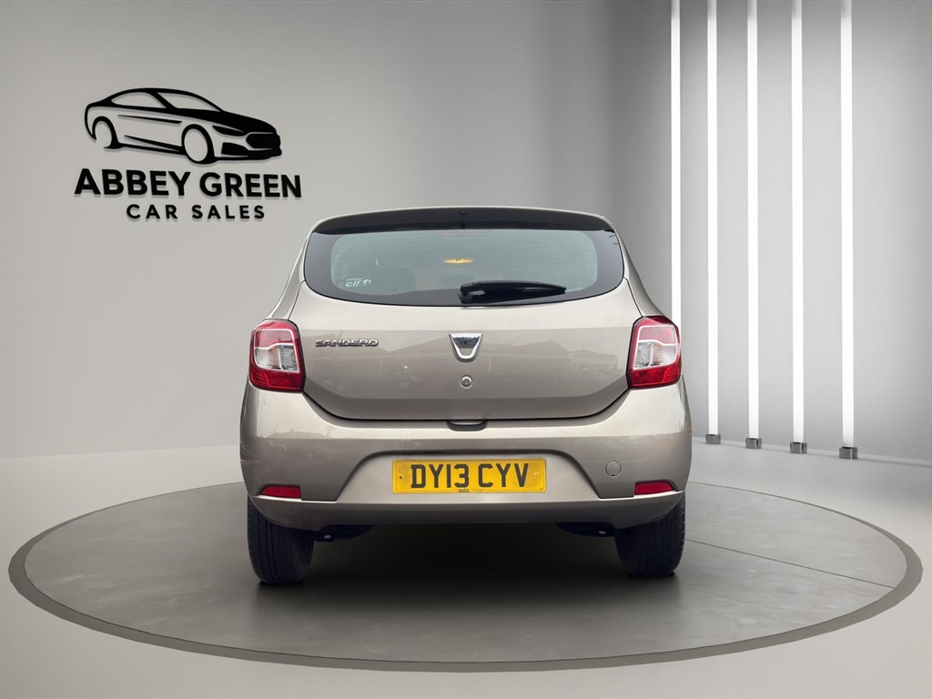 Used Dacia Sandero 2013 for sale - 77945458: Photo 4