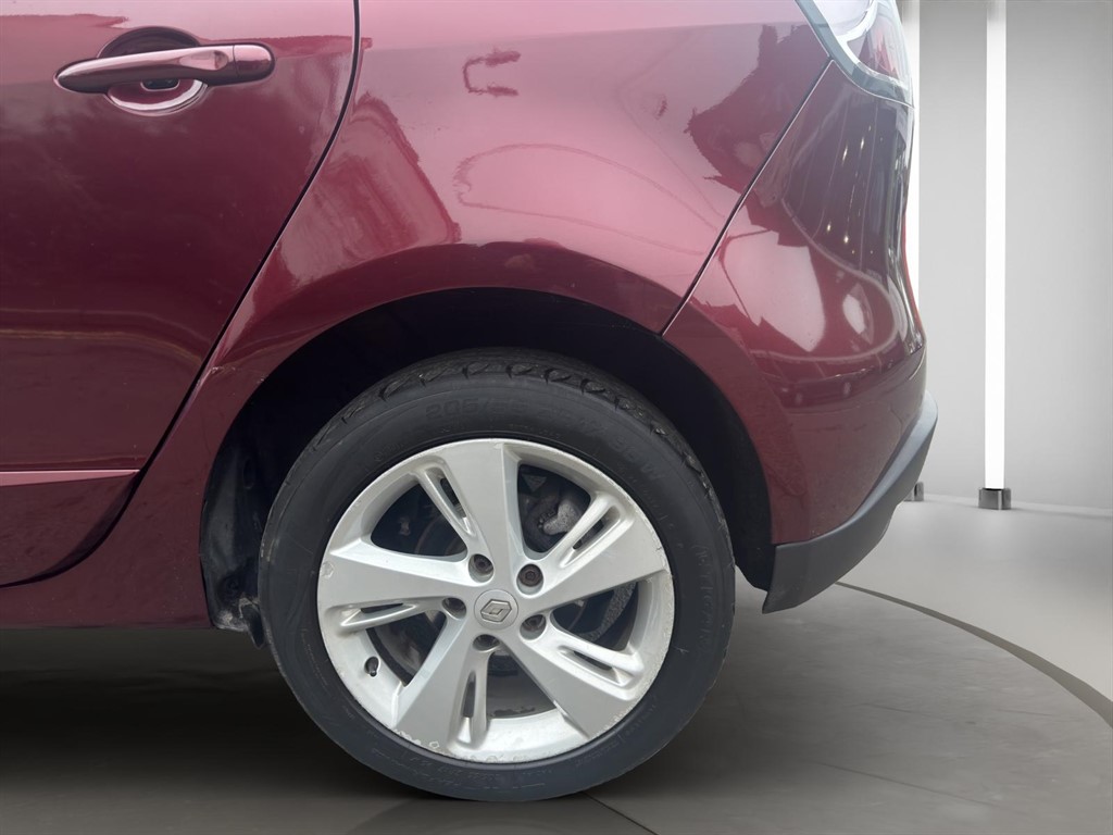 Used Renault Scenic 2013 for sale - 77945464: Photo 19