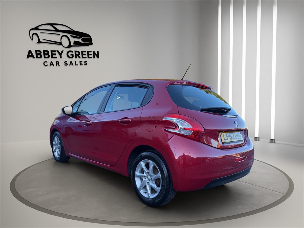 Used Peugeot 208 2013 for sale - 77945461: Photo 5