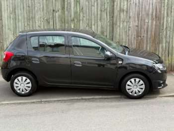 Used Dacia Sandero 2015 for sale - 74900334: Photo
