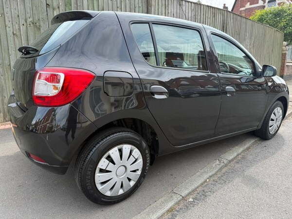 Used Dacia Sandero 2015 for sale - 74900334: Photo 7