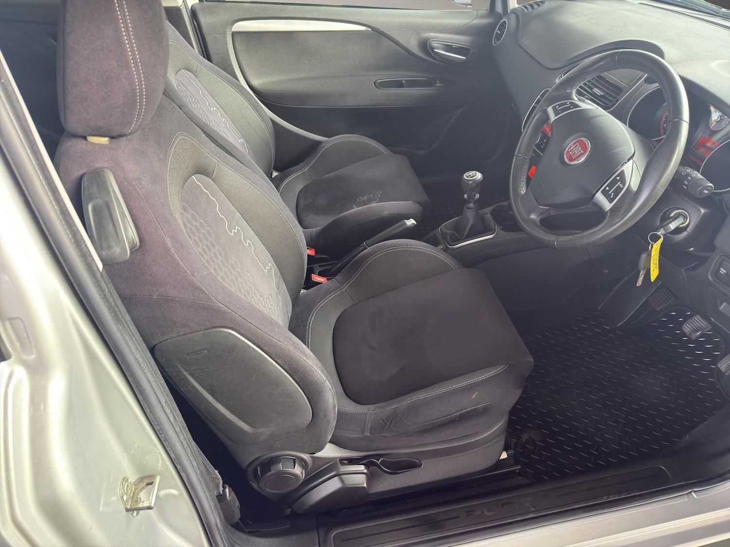 Used Fiat Punto 2013 for sale - 76450036: Photo 11