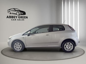 Used Fiat Punto 2013 for sale - 76450036: Photo