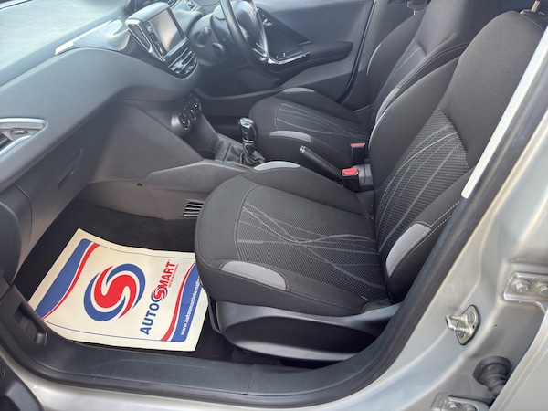 Used Peugeot 208 2014 for sale - 76156626: Photo 15