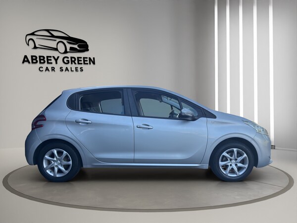 Used Peugeot 208 2014 for sale - 76156626: Photo 8