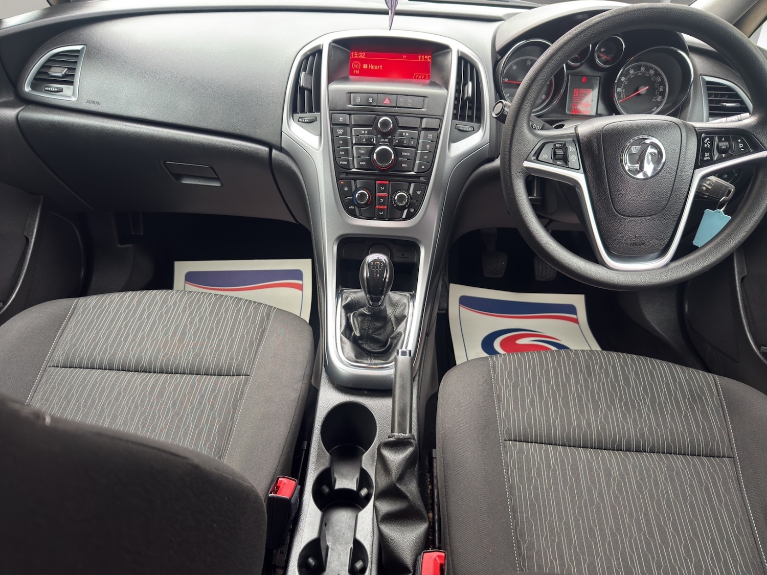 Used Vauxhall Astra 2013 for sale - 77677158: Photo 11