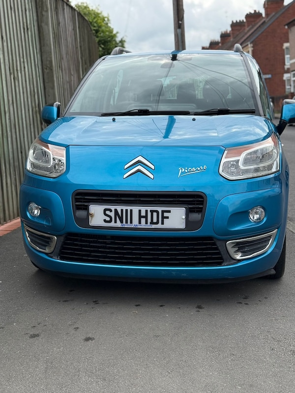 Used Citroen C3 Picasso 2011 for sale - 74900467: Photo 9