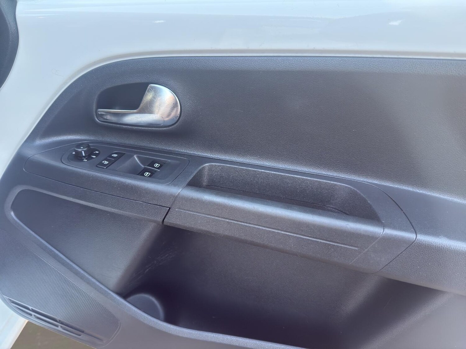 Used Volkswagen up! 2015 for sale - 76673128: Photo 13