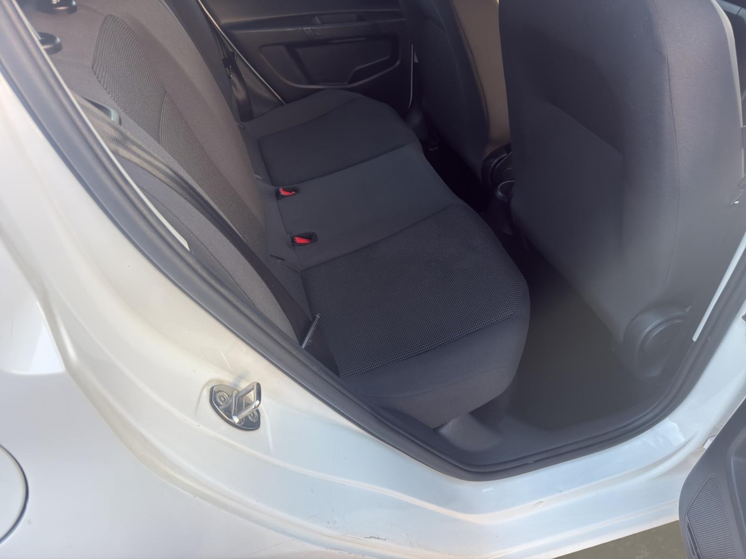 Used Volkswagen up! 2015 for sale - 76673128: Photo 15