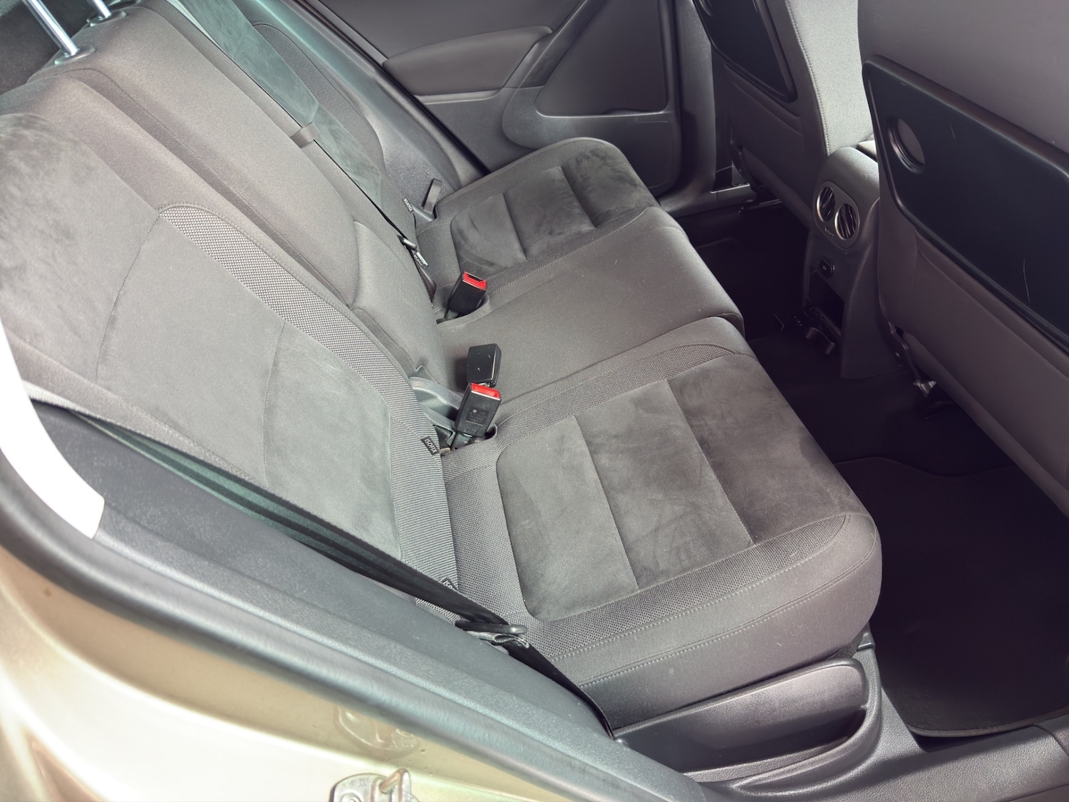 Used Volkswagen Tiguan 2015 for sale - 76352160: Photo 14