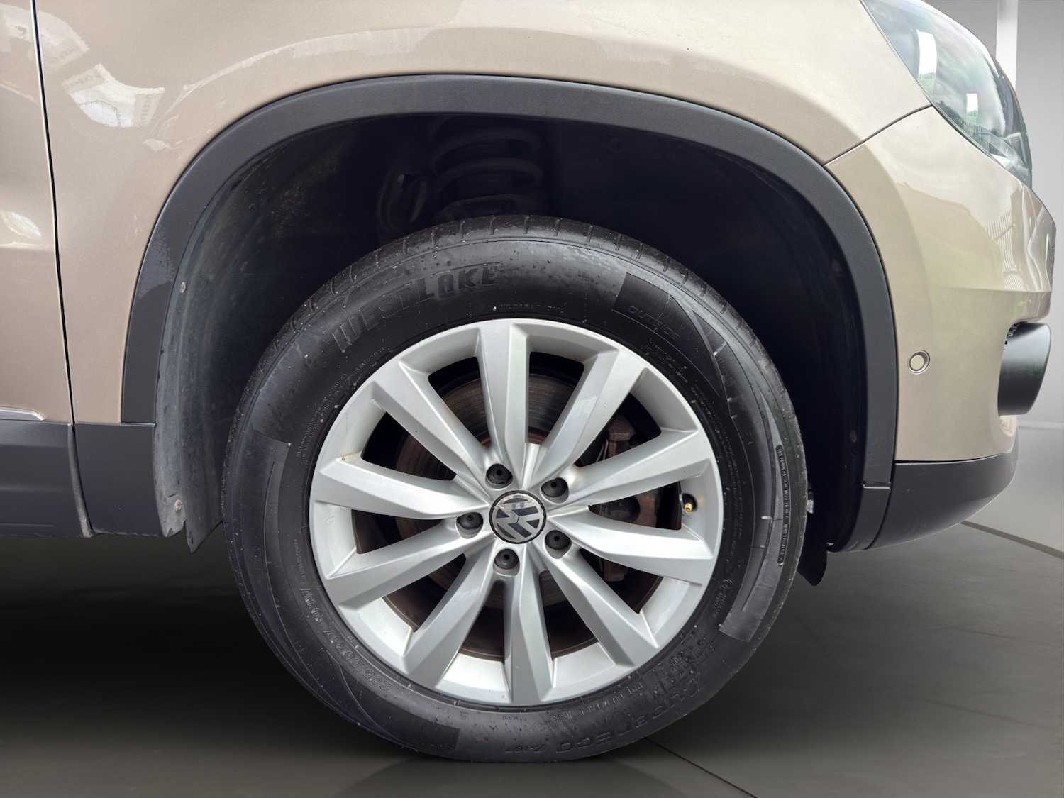 Used Volkswagen Tiguan 2015 for sale - 76352160: Photo 18