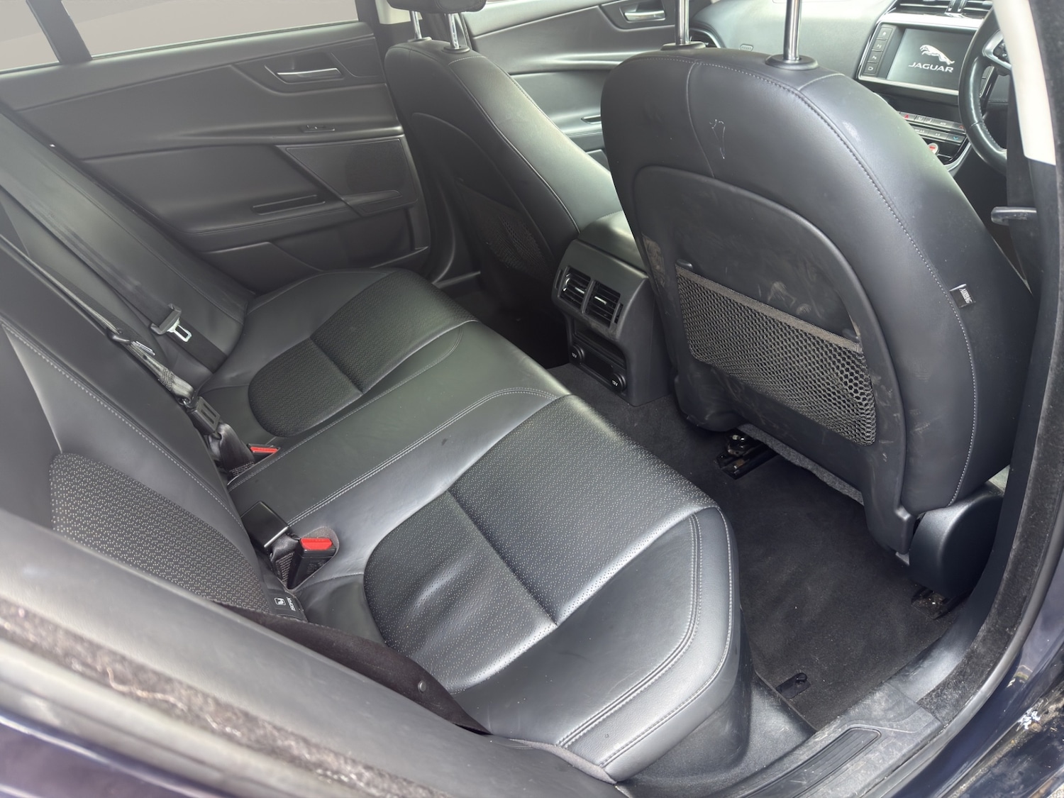 Used Jaguar XE 2017 for sale - 77069072: Photo 15