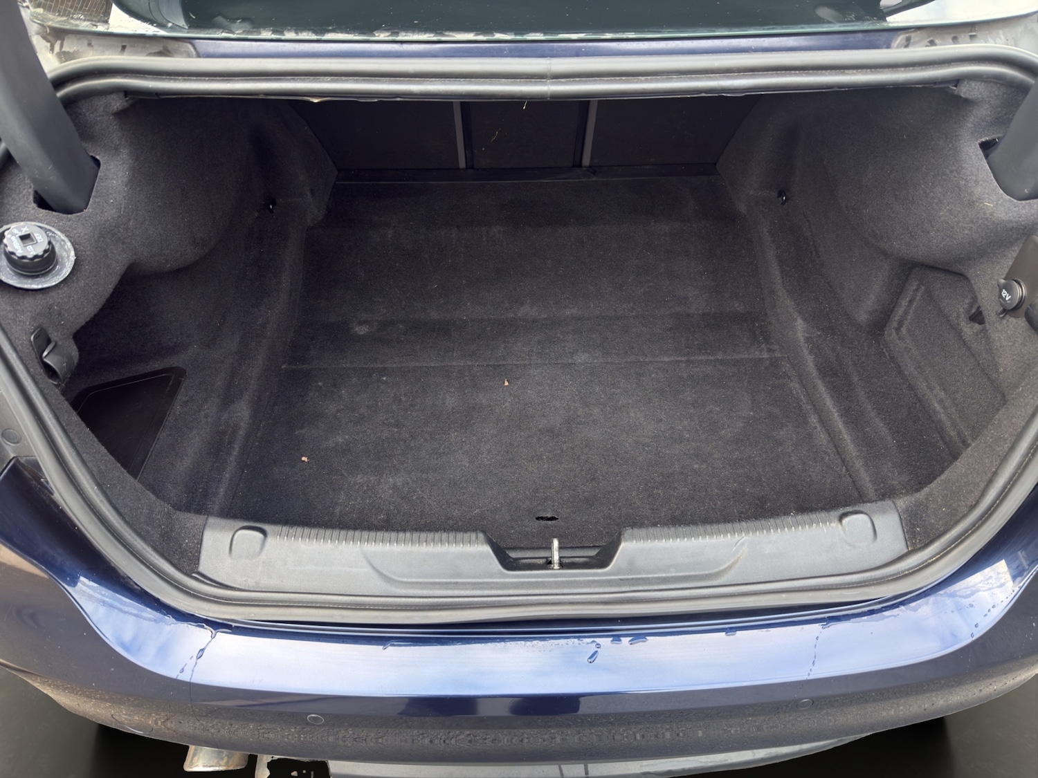 Used Jaguar XE 2017 for sale - 77069072: Photo 17