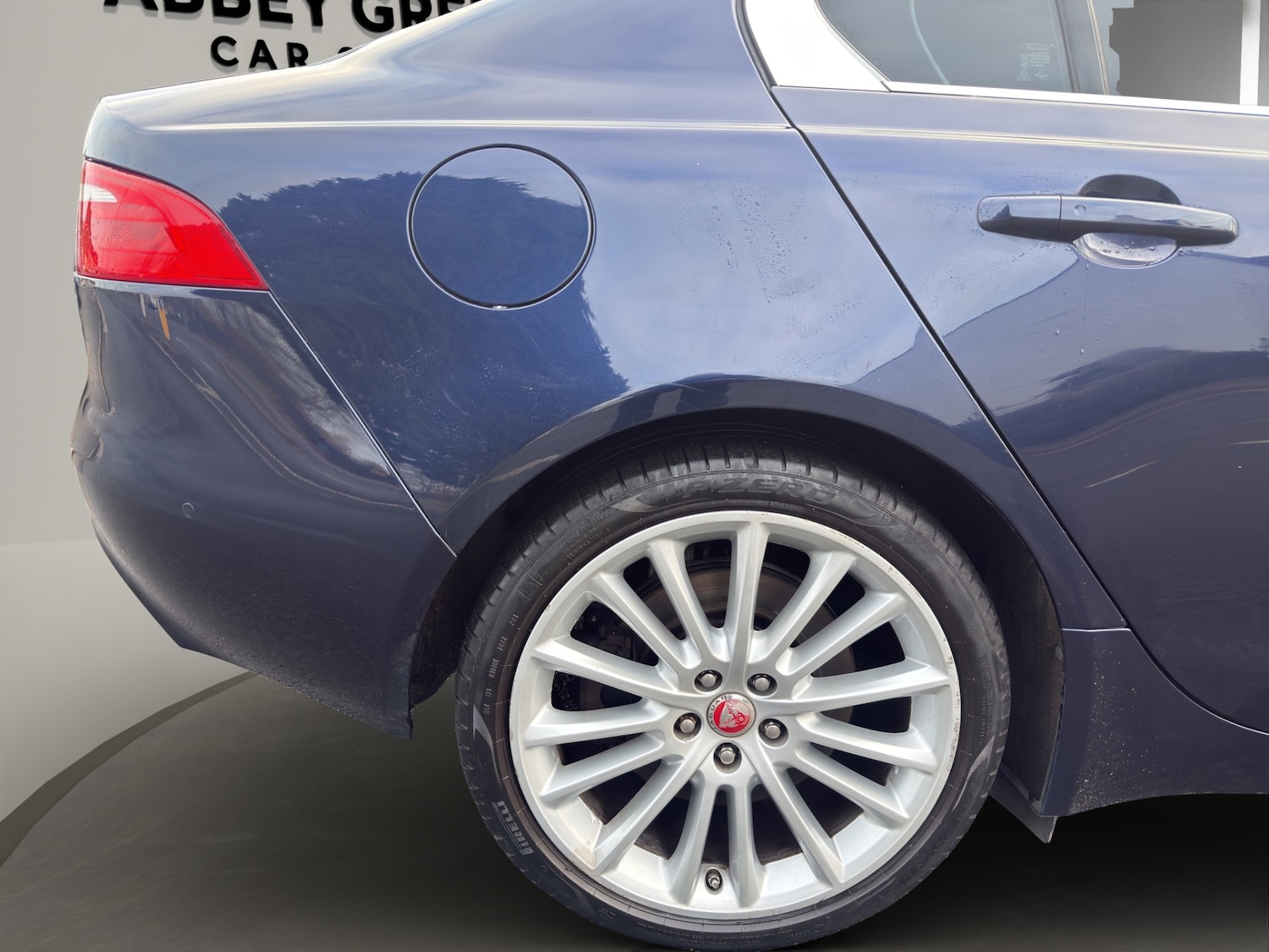 Used Jaguar XE 2017 for sale - 77069072: Photo 21